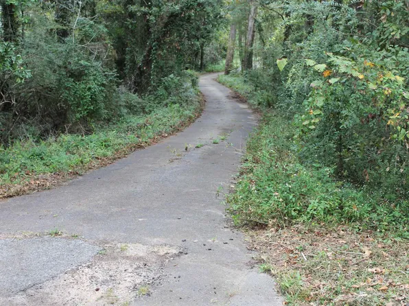 1510 Chocksacka Nene, Tallahassee, FL 32301