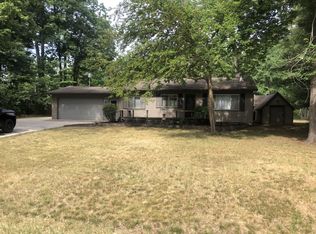 119 Iroquois Ave, Prudenville, MI 48651