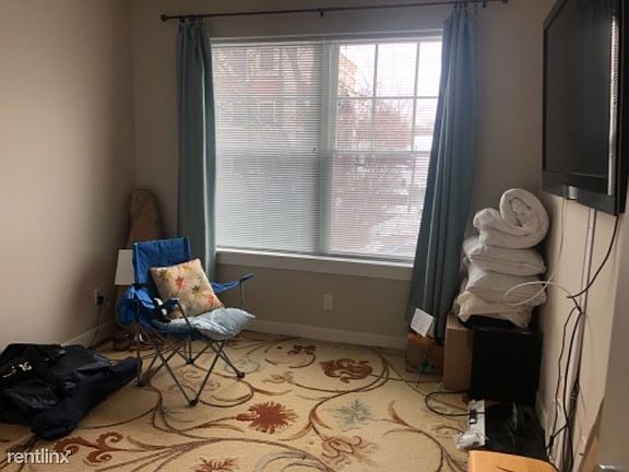 4th image of 425 New York Ave APT 3-3