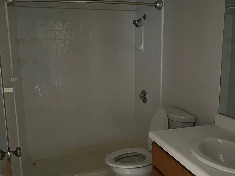 1335 Anderson Ave #2 — Photo 5