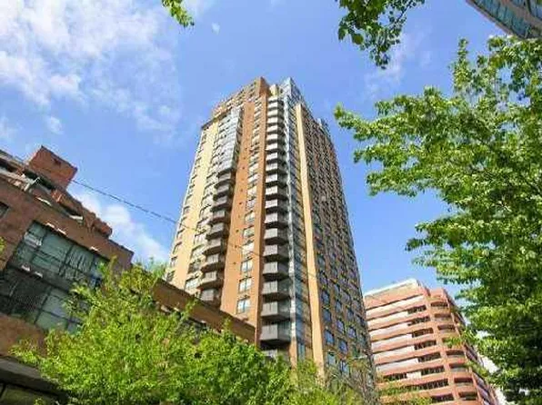 1189 Howe St #2102, Vancouver, BC V6Z 2X4
