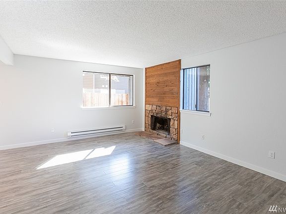 4th image of 1824 S 330th St APT C