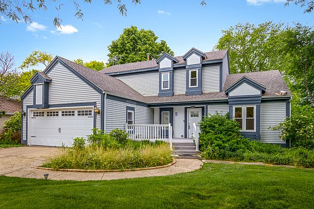 1st image of 2470 Larchmont Ln