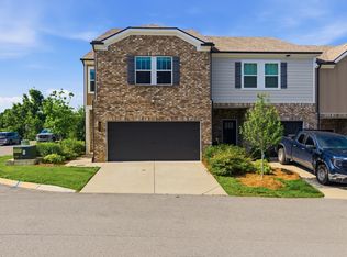 862 Longleaf Ln, Columbia, TN 38401
