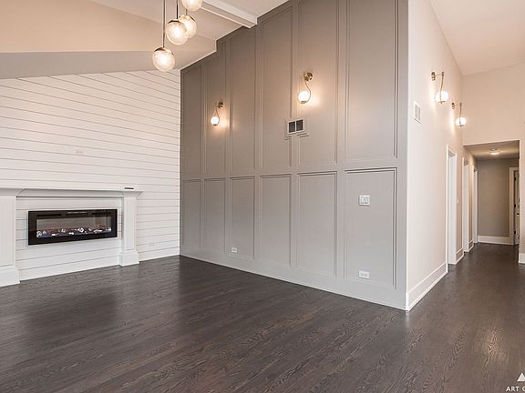 5th image of 1024 S Ashland Ave