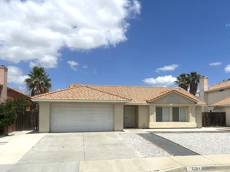 4264 Willowcreek Ct — Photo 14
