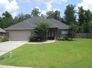 26 Chapel Ct, Hattiesburg, MS 39402
