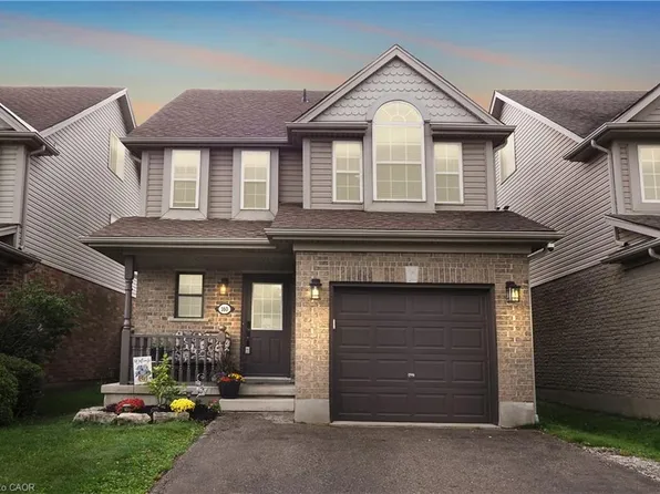 160 Patton Dr, Cambridge, ON N3C 4L5