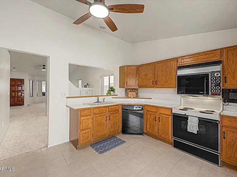 3510 E Hampton Ave #17 — Photo 30