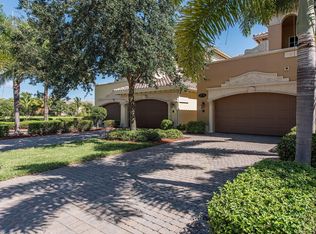 2731 Aviamar Cir APT 202, Naples, FL 34114