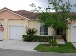 4627 SW 12th Pl, Deerfield Beach, FL 33442