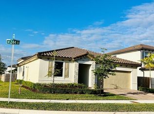 11885 SW 244th St, Homestead, FL 33032