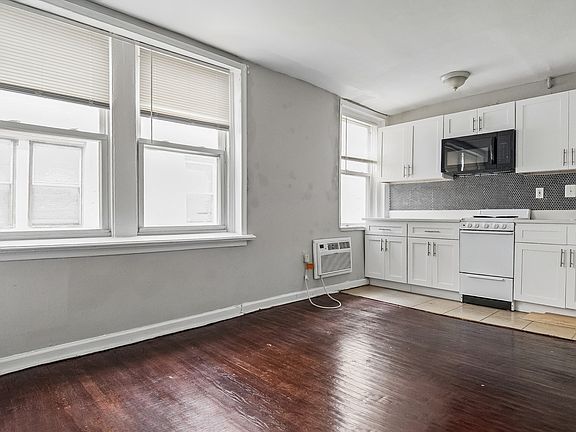 5th image of 3416 Spring Garden St #23