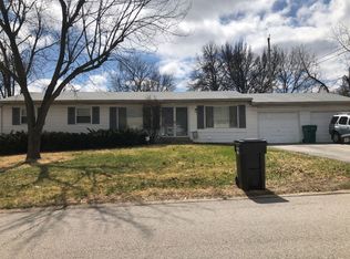 1412 Widefields Ln, Saint Louis, MO 63138