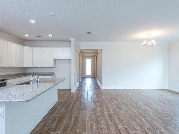 4th image of 8139 Olive Brook Dr