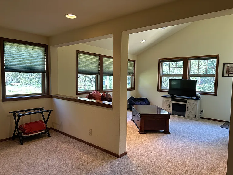 17027 Pasadena Rd — Photo 28