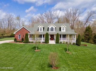 3911 Ballard Woods Dr, Smithfield, KY 40068