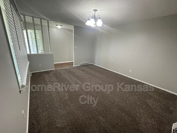 5th image of 11507 Manchester Ave
