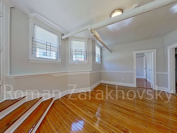 5th image of 208 Kelton St #B