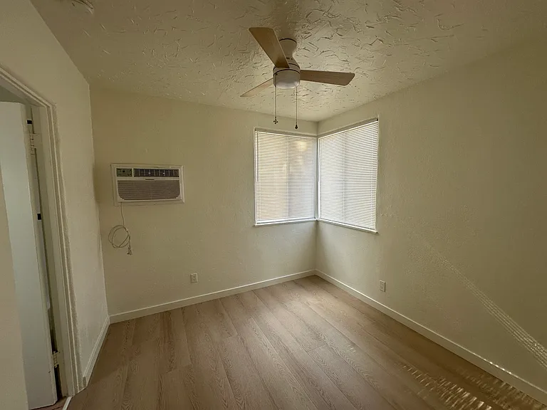 10254 Tujunga Canyon Blvd #F — Photo 6