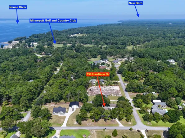 754 Hardison Drive, Arapahoe, NC 28510