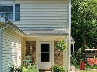 288 Canterbury Ln #D-23, Medina, OH