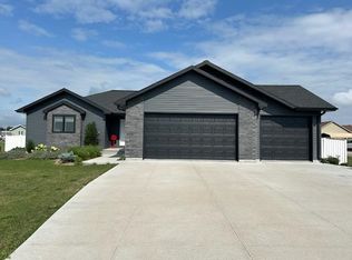 700 D Ave, Axtell, NE 68924