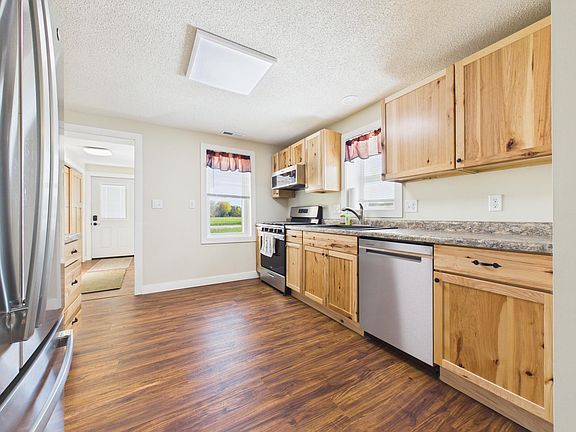 2nd image of 306 Bemner St