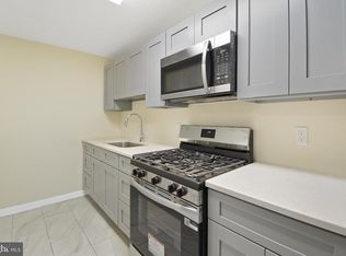 202 Golf Rd, Darby, PA 19023