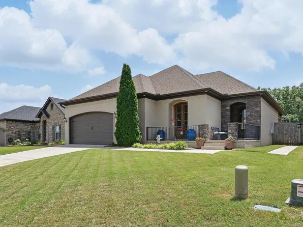 9333 Meadow Gardens Cir, Sherwood, AR 72120