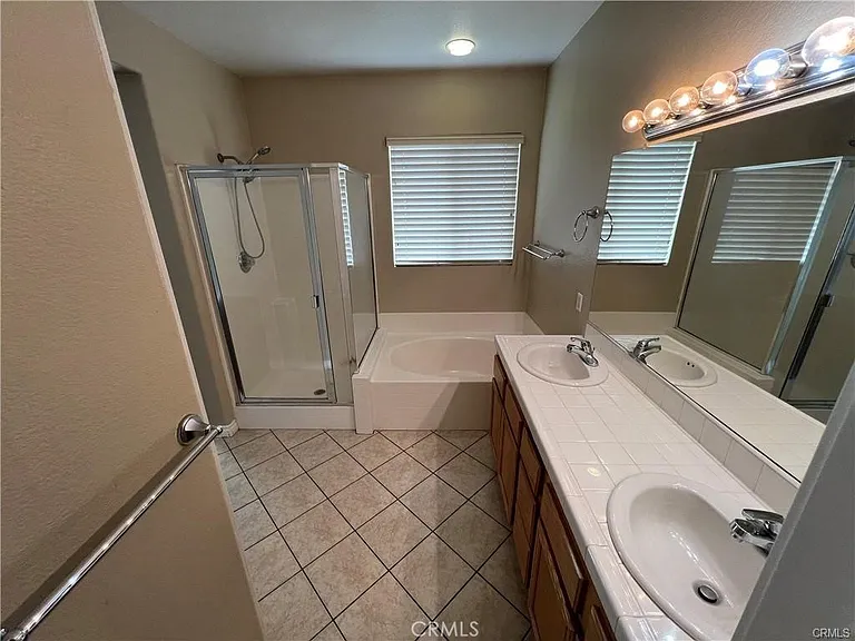 126 Ibiza Ln — Photo 12