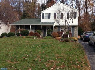 320 David Dr, Havertown, PA 19083