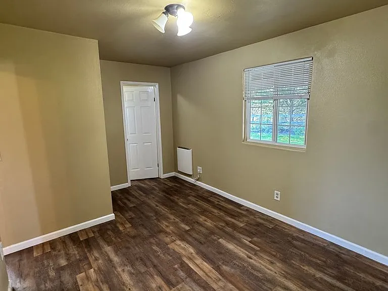 1571 Vista Grande Ln #B — Photo 7