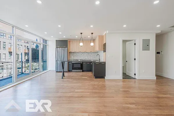 Rented by EXR | media 1