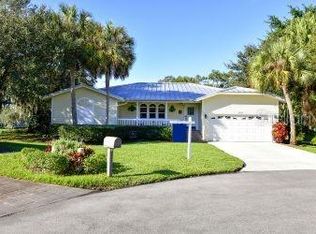 4410 Friar Tuck Ln, Sarasota, FL 34232