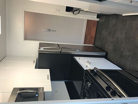 2nd image of 245 E 63rd St APT 33E