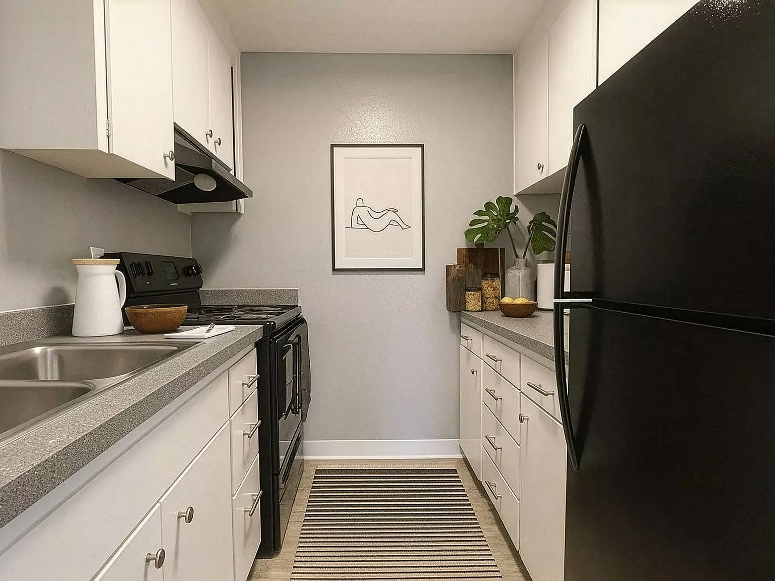 Union Green Apartments — Photo 1