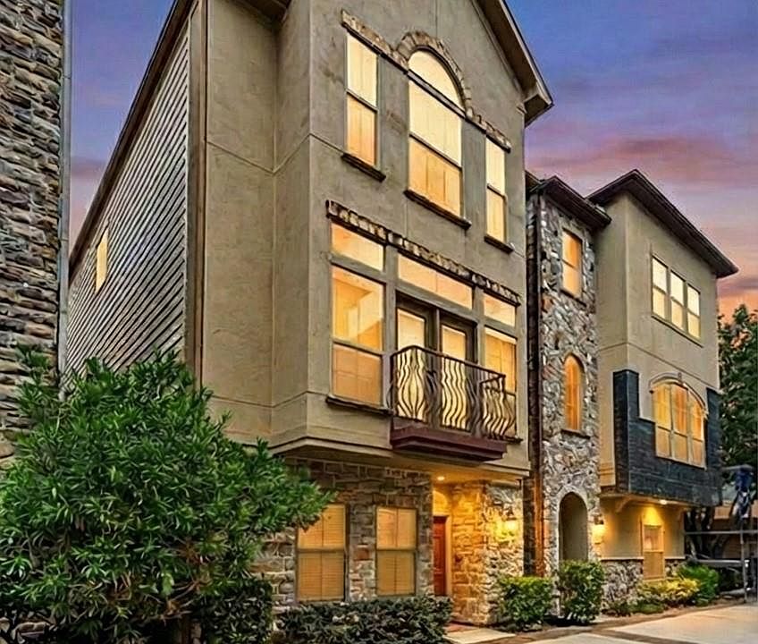 1st image of 562 Bomar St