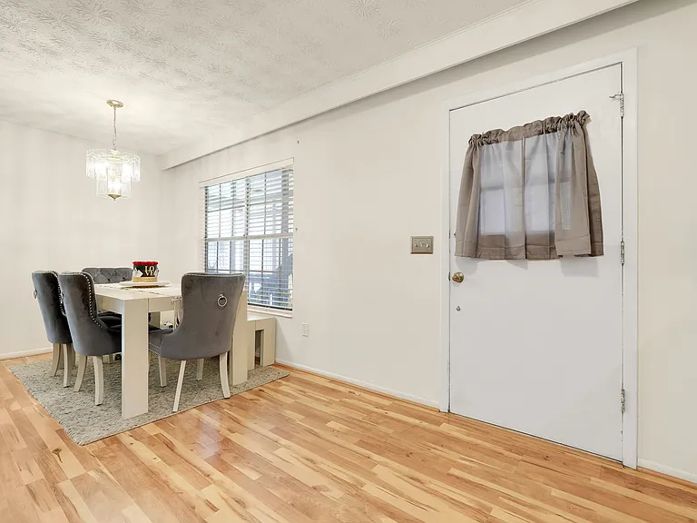 5323 Hansel Ave #E14 — Photo 21
