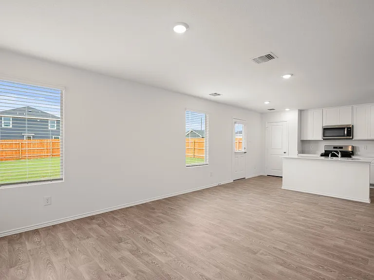 148 Garcia St — Photo 11