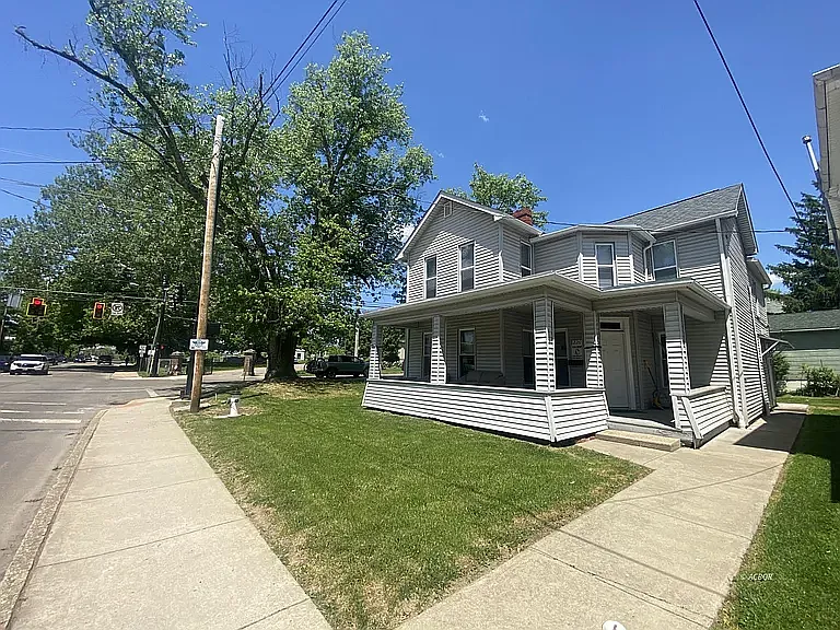 226 W Union St #1 — Photo 11