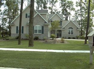 8073 Bridgehampton Dr, Waterville, OH 43566