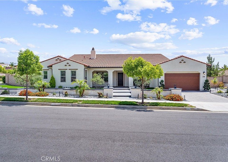 1st image of 288 Shorey Dr