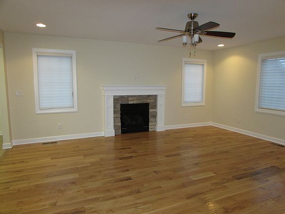 2nd image of 2125 Prairie Chase Dr