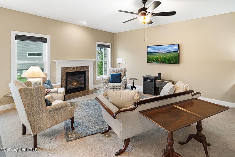 3rd image of 22 Stonebridge Drive