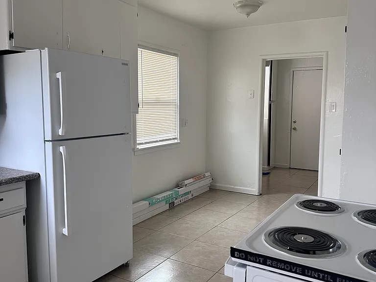 235 E Coolidge Ave #12 — Photo 24