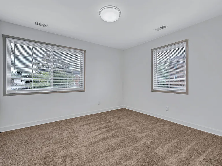 River Hill Apartments — Photo 10
