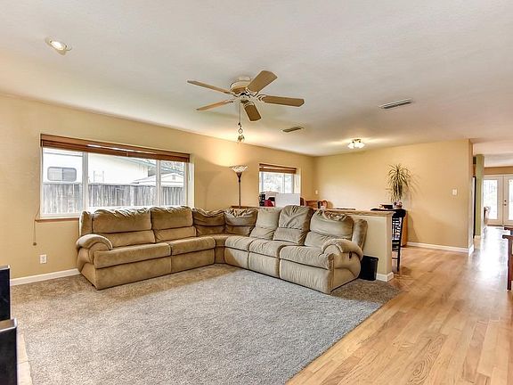 5th image of 5233 Kauai Way