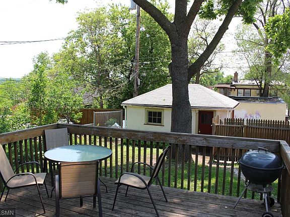 4th image of 1096 James Ave