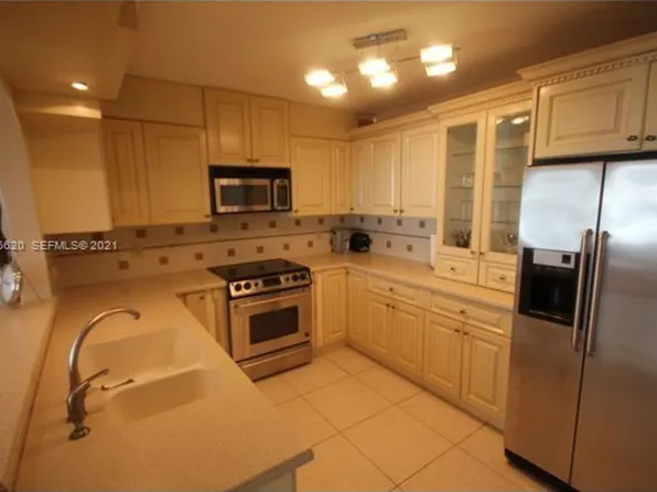 5151 Collins Ave, Miami Beach, FL